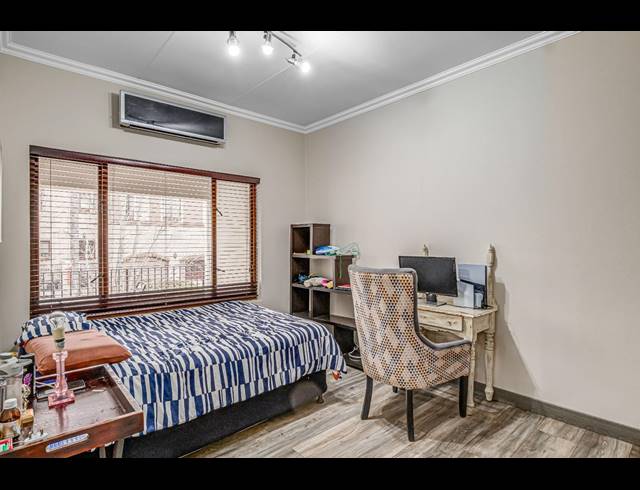 3 BEDROOM CLUSTER FOR SALE IN GLENVISTA